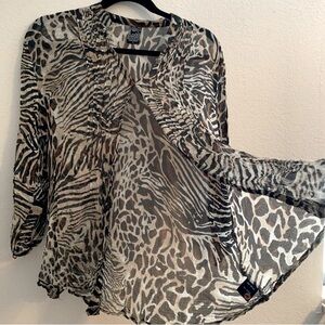 Women’s sheer cheetah print button up